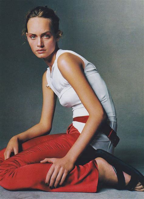 amber valletta 90s designer.